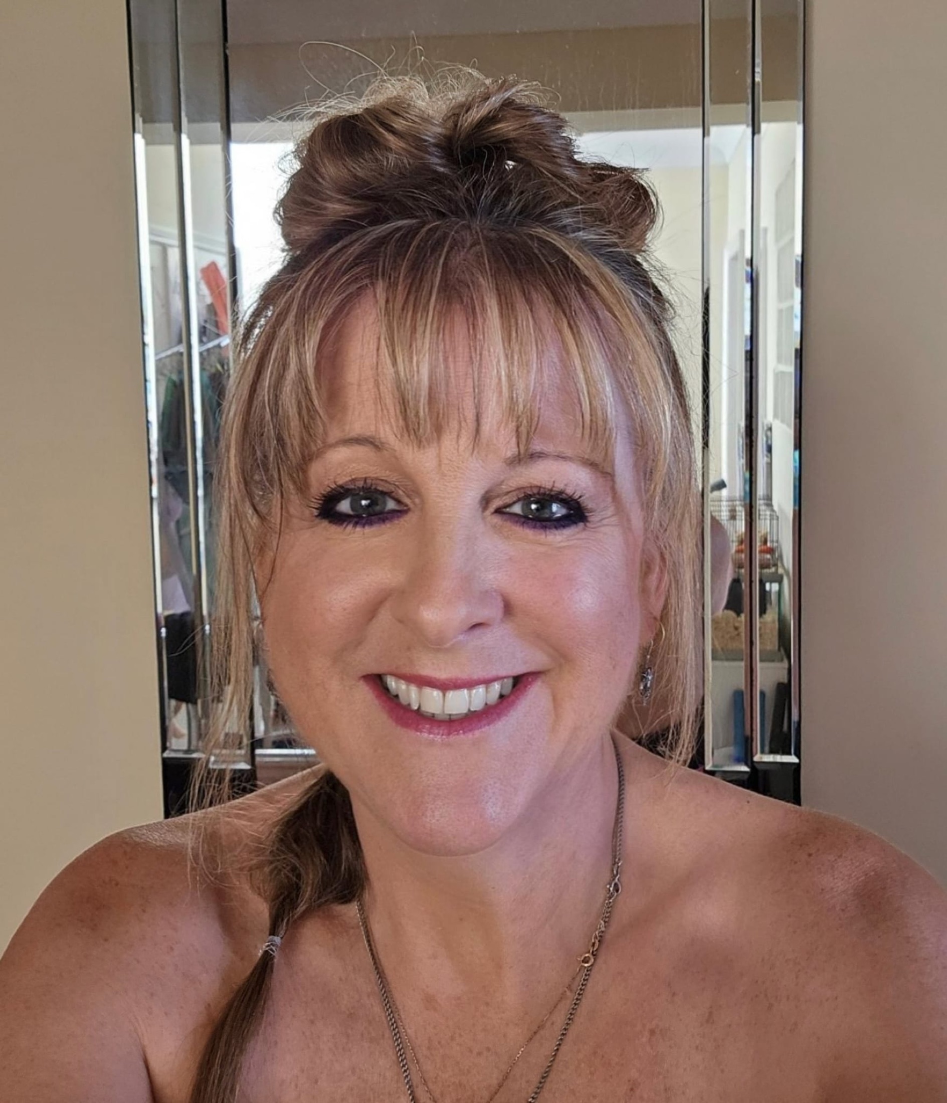 Sue Hughes Selfies portfolio photo